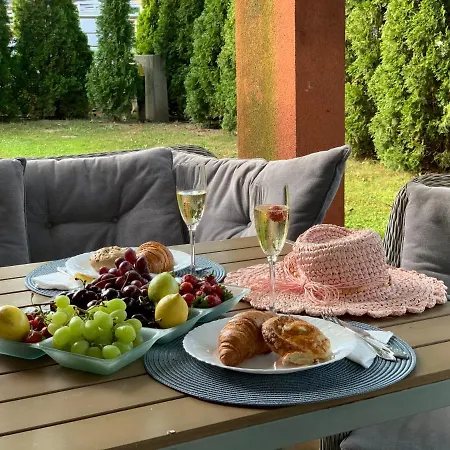 Orchidea Apartman Apartment