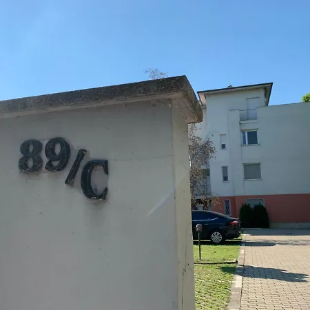 Apartment Orchidea Apartman *